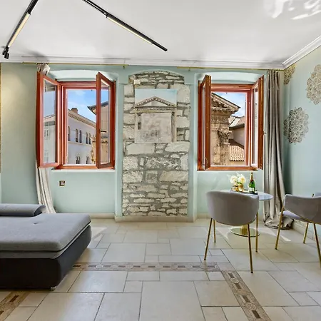 Apartamento Diana Hall View *