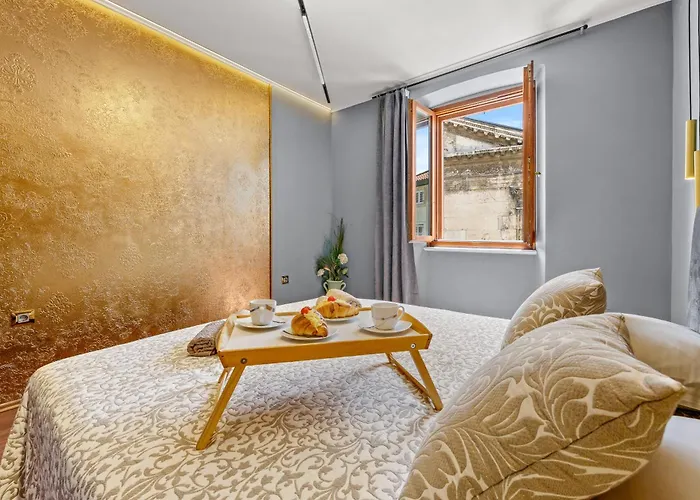 Diana Hall View アパート