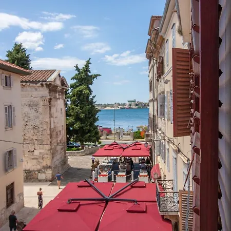 Diana Hall View Apartment Pula