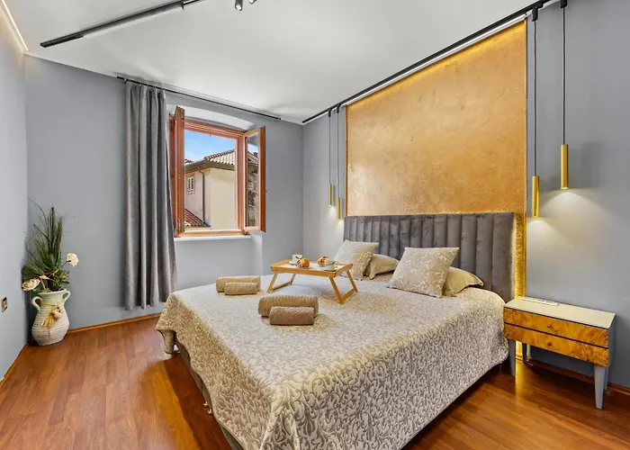 Diana Hall View Apartment Pula
